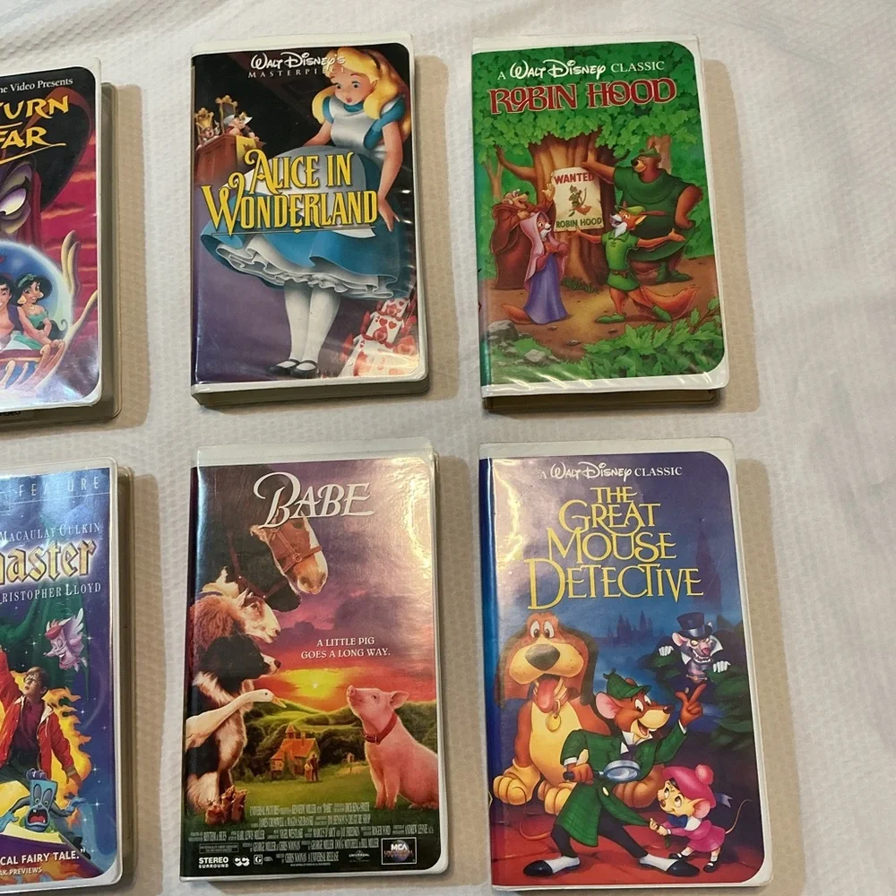 Disney VHS Classic Collection - Multicolor Covers